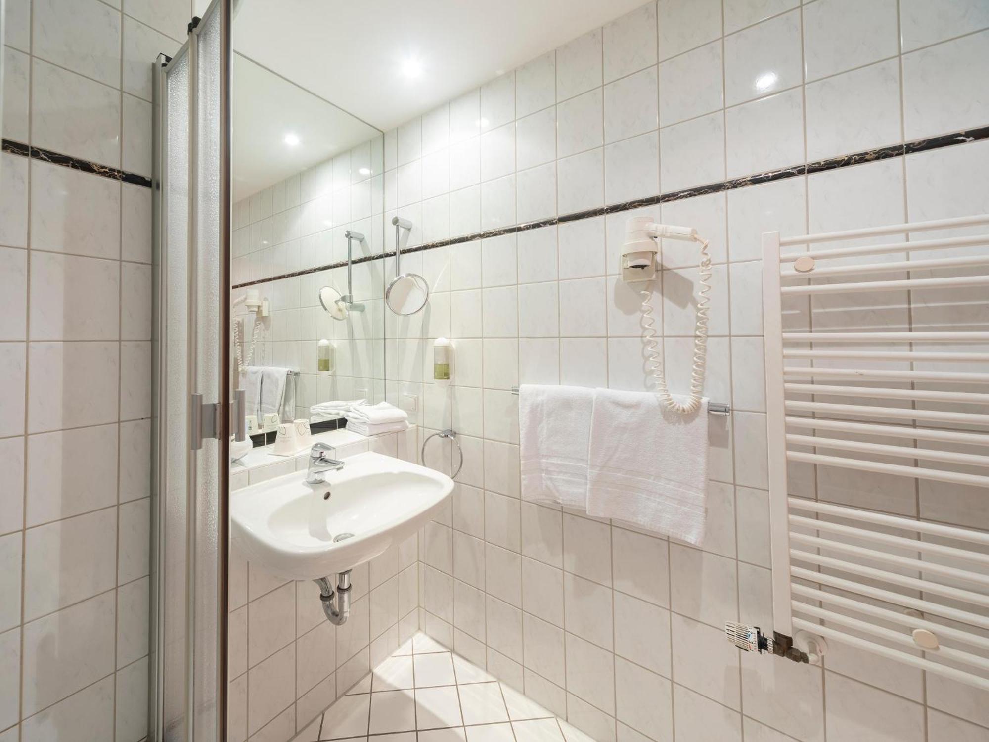 B&B Hotel Gotha-Hbf Ngoại thất bức ảnh